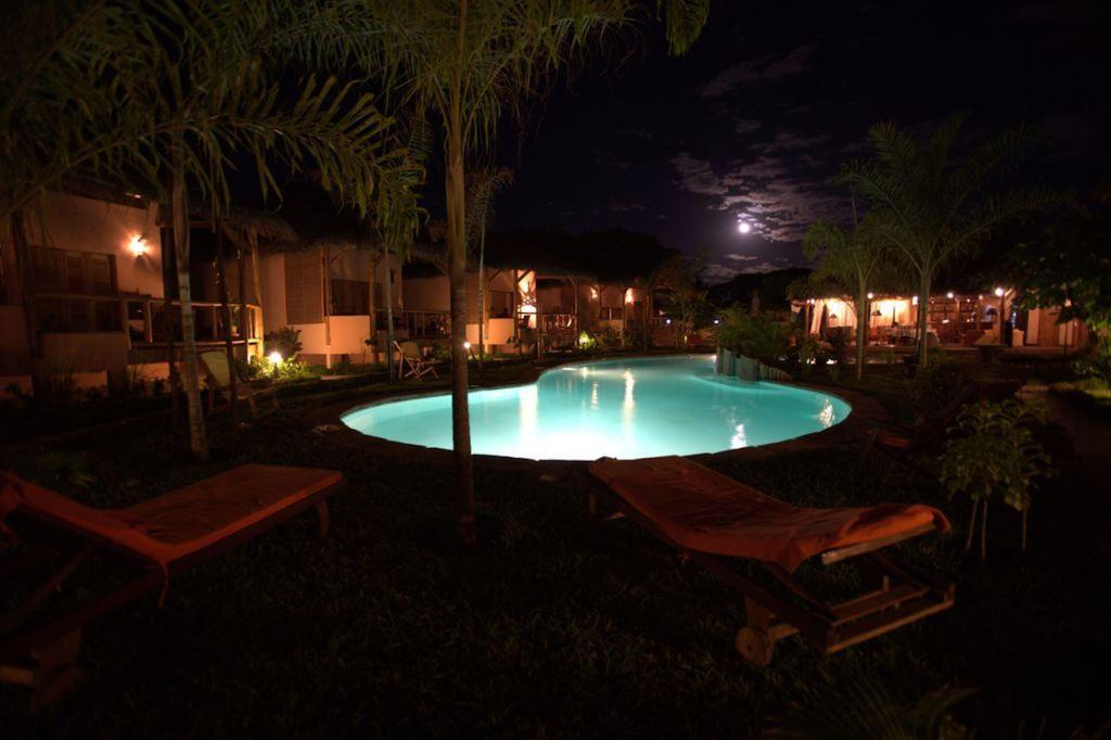 Le Zahir Lodge Ambatoloaka (Nosy Be) Exterior photo