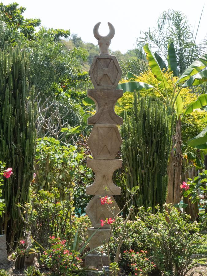 Le Zahir Lodge Ambatoloaka (Nosy Be) Exterior photo